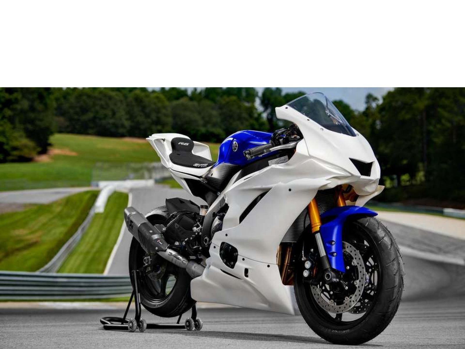 Мотоцикл YAMAHA R6 Race GYTR (Tech Black - white) 2023